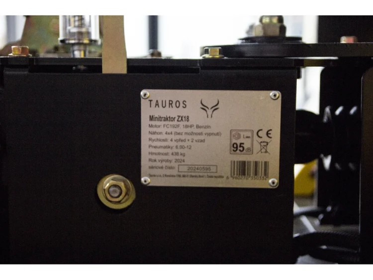 45-6_minciagnik-tauros-zx18-4x4.webp